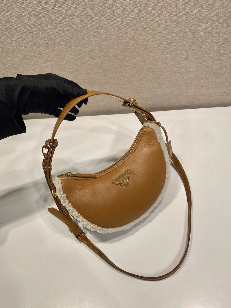 Pra*a hobo bags